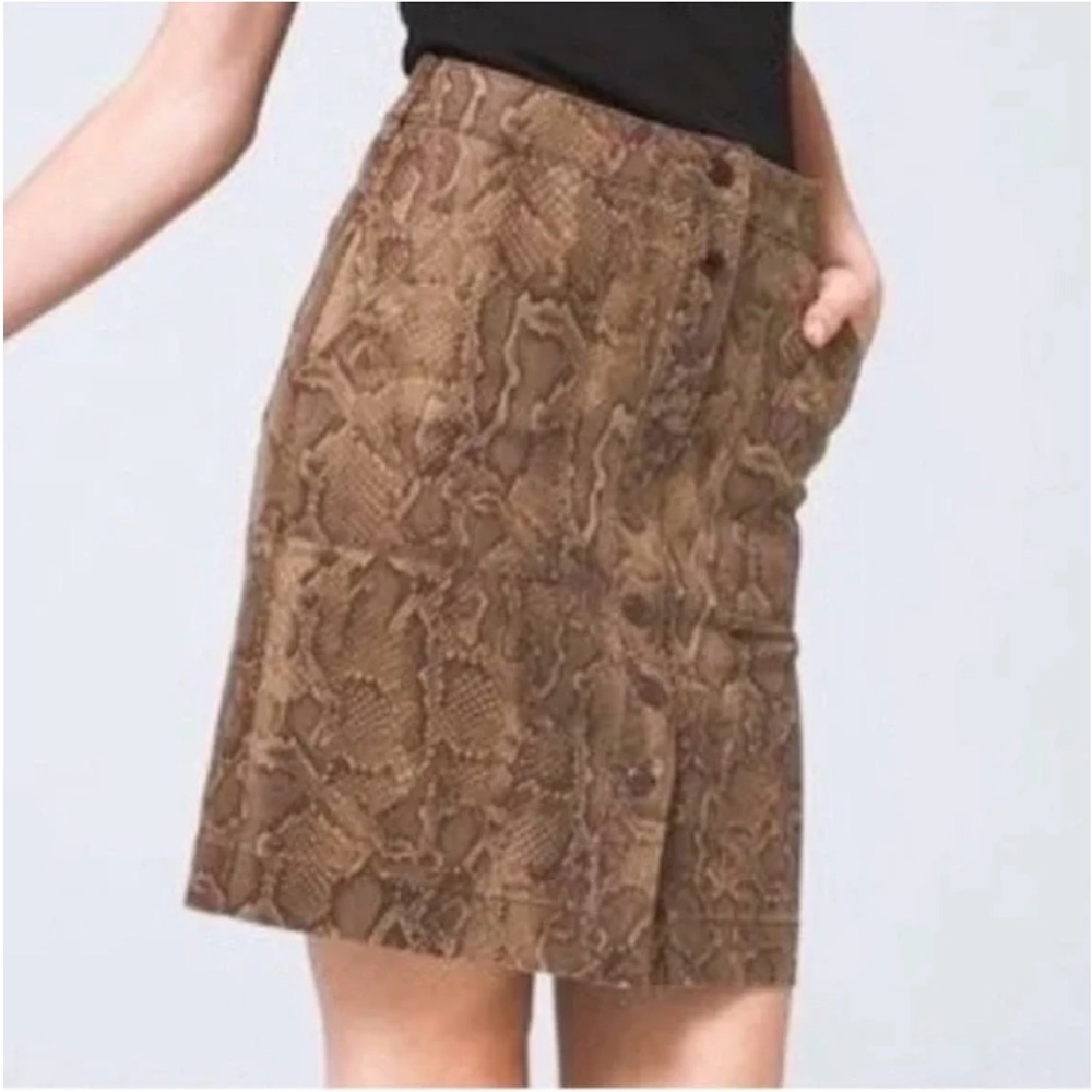 White House Black Market Print Coated Boot Skirt Viper Ravine Stretch Sz 6 - Picture 3 of 14